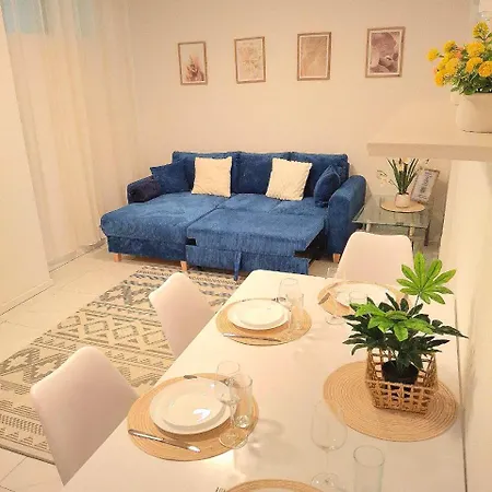 Lägenhet Family Design 2 3 *