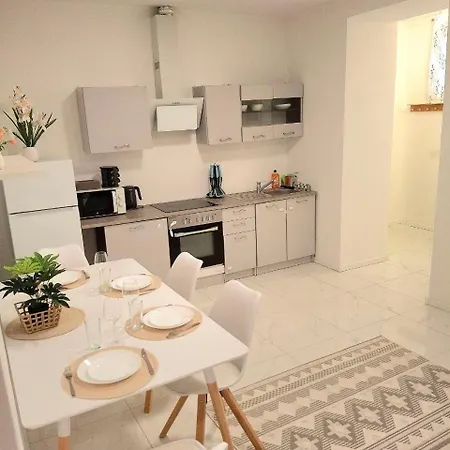 Family Design 2 3 ノインキルヒェン