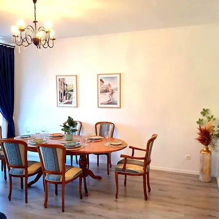 アパート Family Design 2 3 ノインキルヒェン